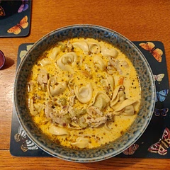 Delicious and easy to make. Didn't follow weights exactly more what looked/tasted right. I just used mixed herbs and added a little paprika and some chilli flakes along with a 300ml tub of double cream. Used Knorr stock cubes and Dijon mustard.