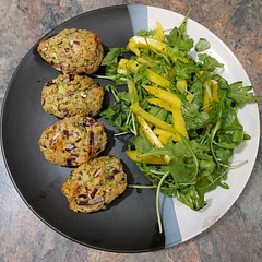 Used red onion instead of brown onion. Used a single (large) broccoli head for 3 servings (could have done eith extra moisture in the tots). Made 12 tots.