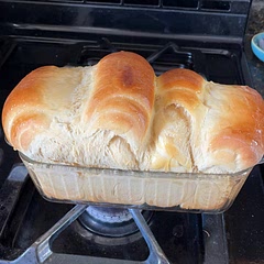Literally so good, fluffy and sweet and perfect!! I made some cinnamon butter to spread on it and it just sealed the deal