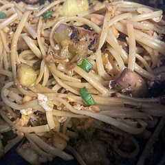So good! I will probably make just a bit more sauce next time. Seriously so delicious I ate two bowls 😳🤤
