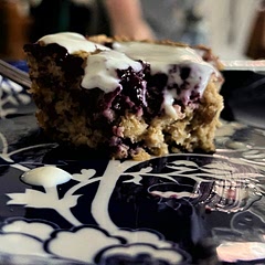 Omg!!! Was this delicious!!!!! I did make it vegan and I also took half of the oats and blitz them into oat flour. Just for a bit of a cakier texture! The flavor was amazing! I’ve made it again for the second week in a row! So filling too!