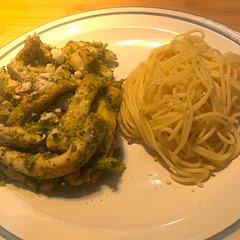 Very fulfilling!! Did not use chicken stock - just water - Wish I listened to someone’s note about adding more tomatoes though - made it with a side of garlic Parmesan pasta - so good!