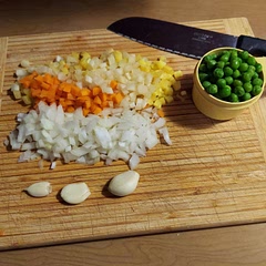 I love how easy and versatile this is. I cut up chicken breast and after velveting, fried in the pan after cooking the egg.