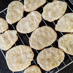It was very good! They have a very nice flavour, and were very fun to make!