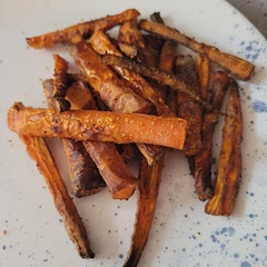 I liked the crispy ones best. Smaller you slice them the crisper they'll get. The larger pieces were nice and soft in the middle. Good flavoring with just salt and pepper and garlic powder.