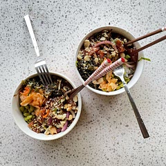 it was delicious! i served it over sushi rice with a side of edamame beans, pickled seaweed, cucumber, and kimchi