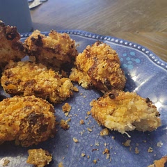 These are amazing! This was my first recipe in the air-fryer, and I am totally going to make these often. You can't tell that these are keto at all!