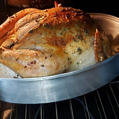 Made for Thanksgiving and Christmas 2021. The juiciest and most flavorful turkey I've ever had!