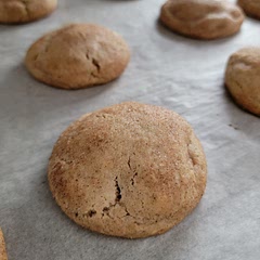I thought 375° was a little high to cook them at so I did 360° for 10 mins but they didn't spread much. Very chewy and dare I say it.....moist 🤭