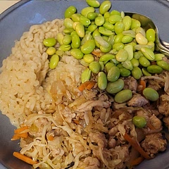 I used grated fresh ginger instead of ground dried, and served this with edamame over ramen. Pretty good, but my spouse suggested using this as a lettuce wrap filling next time.