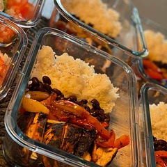Easy to make but I do need to work on the way my quacamole tastes ! For the rest it’s a really nice lunch.