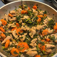 The carrots I added paired well with everything, I also included a little more garlic, onion and garlic powder, and seasoning salt, but it didn’t taste over seasoned! All the flavors paired really well and this ended up being a really tasty dish!