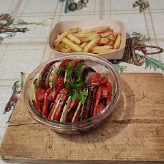 No tenía pesto, así que usé hierbas provenzales y perejil. Súper rico y ligero ^^