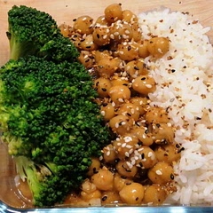 Really lovely dish, came together so quick. I made it for lunches for work, got 4 out of the recipe. Very mild and easily adjusted for spice. As it happened I ended up having it cold and it was quite nice too.