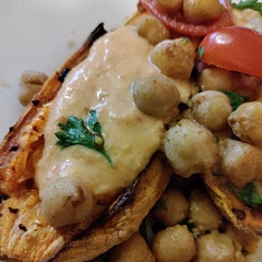 Like the mix of sweet potatoes and humus. The tomato, lemon and parsley combination was also good. Chickpeas turned out a bit dry. I would keep it as no fuss food to have.