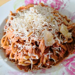 Next time I think I'll mince the nuts and mushrooms by hand. But that's an aesthetic thing.