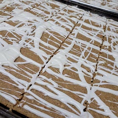 I cook at a summer camp and made this for the cadets! They loved it! I had to replace the almond milk for regular milk, and leave off the walnuts due to a nut allergy. Made the icing thinner to drizzle.