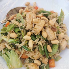I added some sugar snaps and a little more soy sauce and sesame oil. Quite delicious!