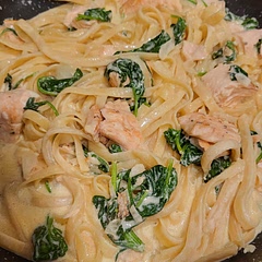 I did this without the white wine and substituted a few chicken stock cubes and thickened cream and milk as well. Came out perfect still!