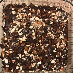 I think I would’ve liked them more if they weren’t quite so gooey… Definitely hit the spot for chocolate cravings though!