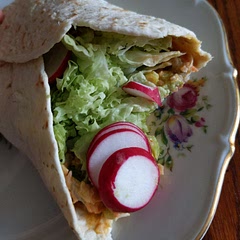 Very good! I took the liberty to add some radishes that were lying around in the fridge 😀