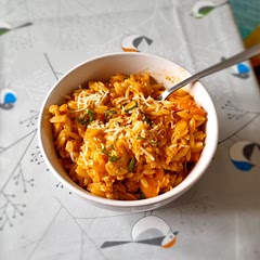 Used quorn fillets instead of chicken as I realised when I started cooking that I had run out of chicken! Even so it was tasty and I'll definitely be making it again.