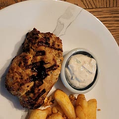 Was a little dry. But that's my fault for to long on the grill. Great flavor. I used the bread, egg, and olive oil as suggested. Made a dipping sauce of Greek yogurt, mint, garlic, lemon juice and spices.