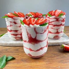 Super easy yet delicious no-bake summer dessert🤤