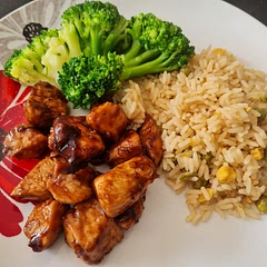 Easy and quick, just my kind of dinner haha! Tasty too!!