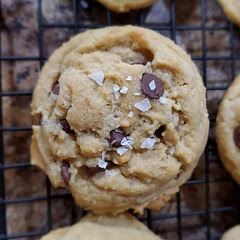 Must add flaky salt on top!