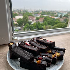 Great vegan dessert. It’s moist and brownie-like consistence. I also added some fruits to make it more interesting, I recommend it.