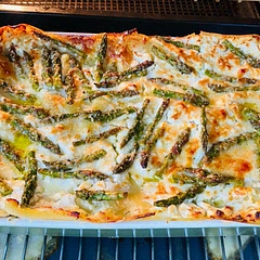 Swapped broad beans with chopped green beans  and worked as well… light and soooo yummy 😋