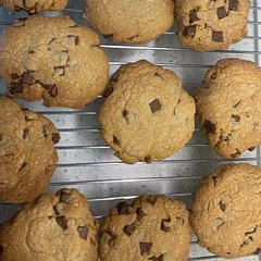 I baked the at 180 for 13 minutes! These are so good
