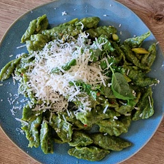 Great recipe! I have done this with asparagus and lemon. Full of green 😍
