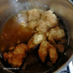 This needed 10 more minutes than indicated in the recipe. Was a hit with the family and quick to make after dinner.