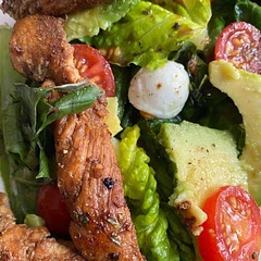 This was delicious 😋, all the family loved it. It’s so fresh and has lots of flavour. I marinated the chicken and put in the fridge for a few hours before I cooked it. I also used chicken breast. Lovely summer salad ☀️😋
