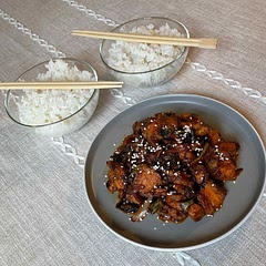 2 servings: no chili pepper, additional 1 tablespoon apple sauce. Delish! 🇰🇷