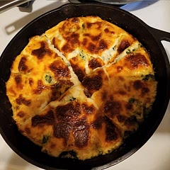 Subtle flavor but easily adjustable on seasonings and alterations.  Good for a small breakfast or snack! Placed mozzarella along the top to make a nice gooey topping.