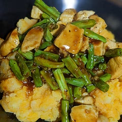Soooo good. Used water instead of stock and served it over mashed sweet potato. Probably a strange combination but it worked really well - highly recommended! So quick and easy to make too. This is going to be a regular ☺️