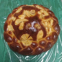 This is the third time I have baked a korovai using this recipe. It's a simple recipe, easy to follow the directions, and tastes great. This time is my practice run before baking next week for my daughter's wedding. It does not make a huge korovai, which I appreciate,, because we'll use it for the bread and salt ceremony at the beginning of the reception.