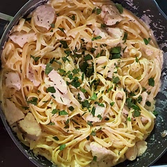 Super easy and yummy!! I followed the recipe pretty much exactly, except I forgot to reserve some pasta water. But that's ok, didn't need it. Made in 1 pot for easy clean up.