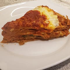 Extremely filling, and make sure you use closer to 4tbs per layer, and using a spring-form pan helps with serving. Internal temp should be close to 200 depending on the noodles.