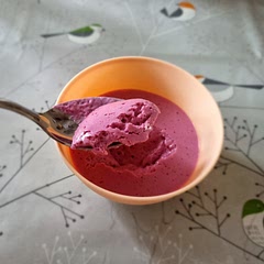 It is definitely mousse-ey and easy enough to make. As it turns out I'm not a huge fan of the taste of blackcurrants but I would happily try these again with raspberries or some other fruit instead.