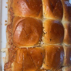 We enjoyed this recipe. It was very simple to make and I’ll definitely be making it again! The bottom of the buns did get soggy but I’m not sure that’s avoidable. Not really something you can hold.
