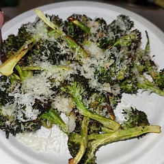 Good cook on the broccoli but a little dry in my opinion.