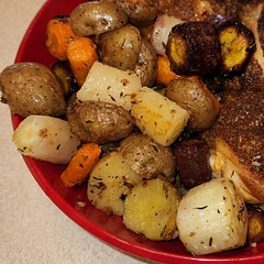 Needed to cook 40-45 minutes to get the doneness I desired. I had smaller potatoes and rainbow carrots. They turned out really delicious!