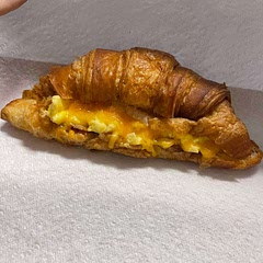 These were so delicious and easy to make. It was a bit of a mess when putting it together and I had some egg left over (but I just ate it). I think next time I’ll use more Dijon and ham to get more of that flavor compared to the egg.