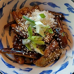 Lovely recipe! Doubled up on the sauce and would even triple it. We're also big eaters and could've eaten another eggplant (with the 2 of us, but depends on how much rice you eat ofc).