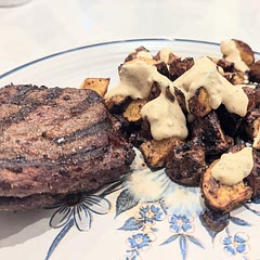 Replaced mayonnaise with sour cream and added cayenne pepper.
Very delicious!
Sweet pepper powder leftover for further use.