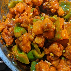 Used trader Joe's orange chicken as a shortcut, sauce was great!
